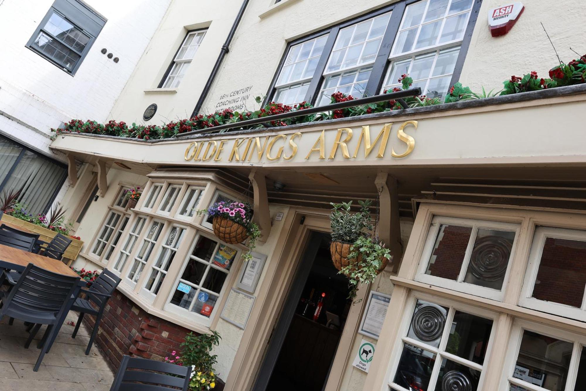 The Olde Kings Arms Hotel Hemel Hempstead Exterior photo